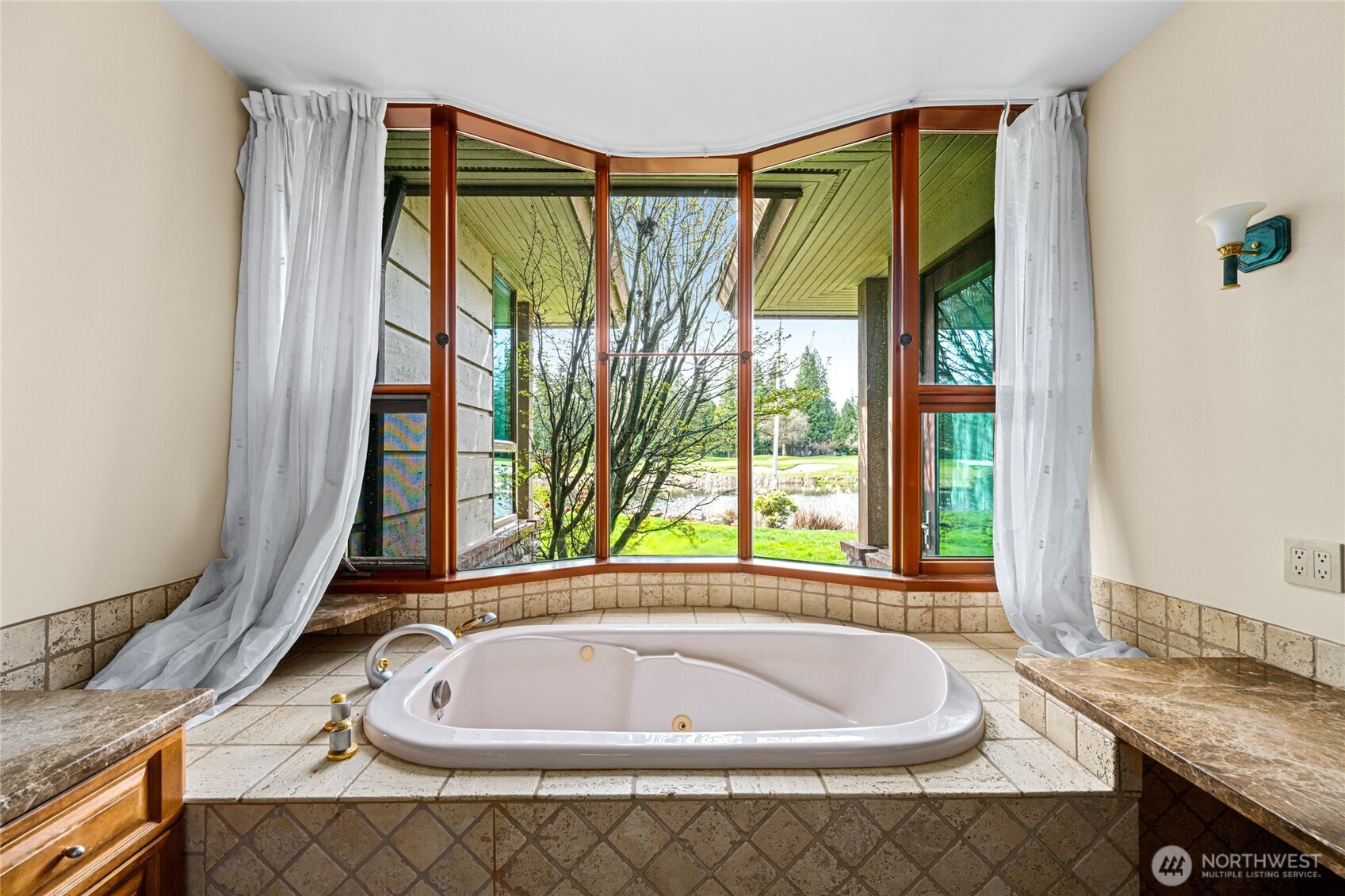 5435 Quail Run Blaine WA 98230