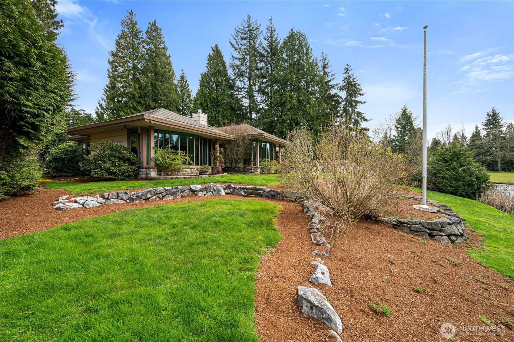 5435 Quail Run Blaine WA 98230