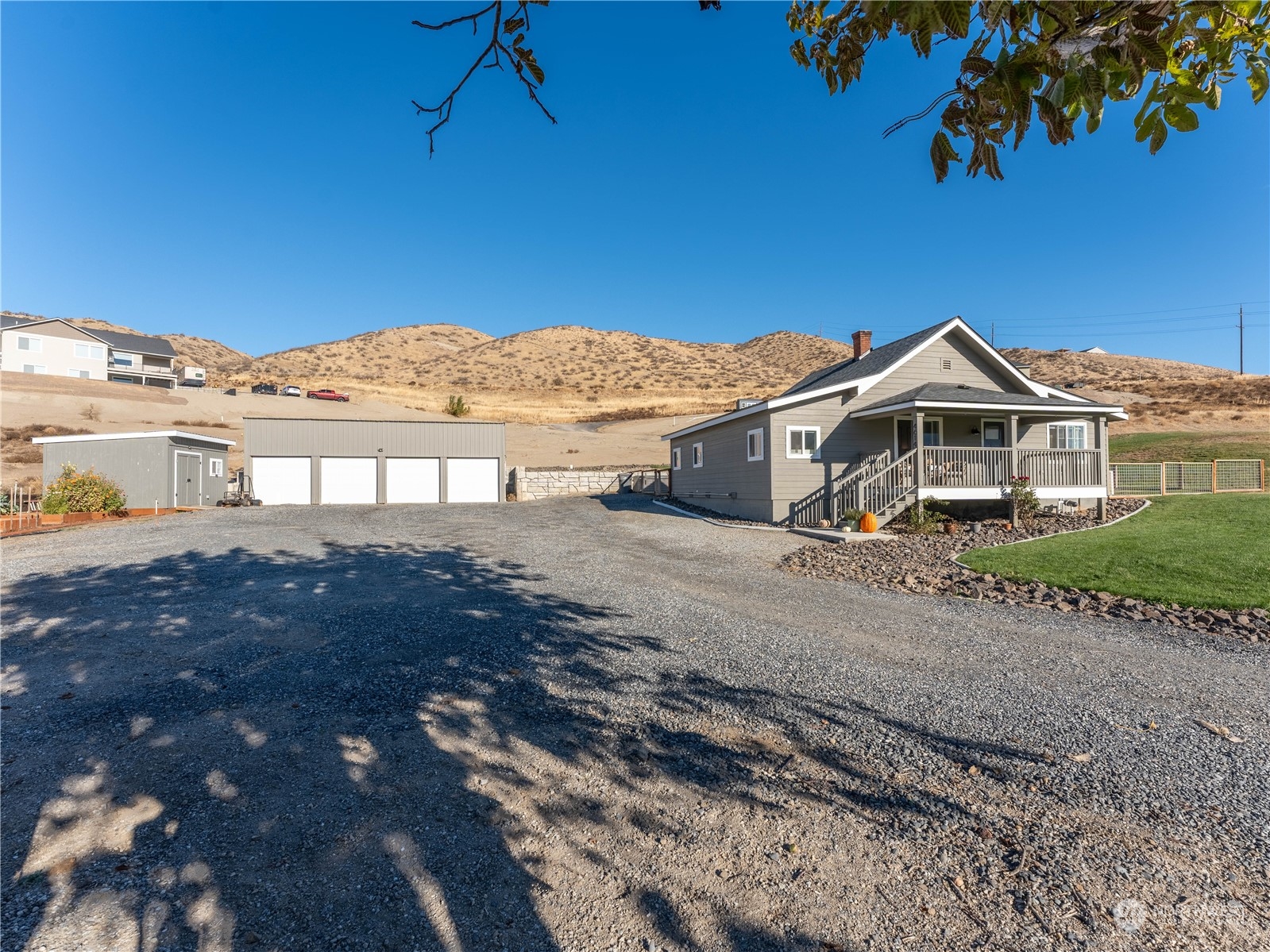 4614 SE Colockum View Drive Rock Island WA 98850