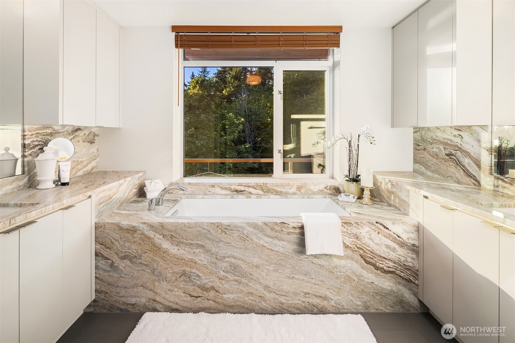 1206 NW Culbertson Drive Seattle WA 98177