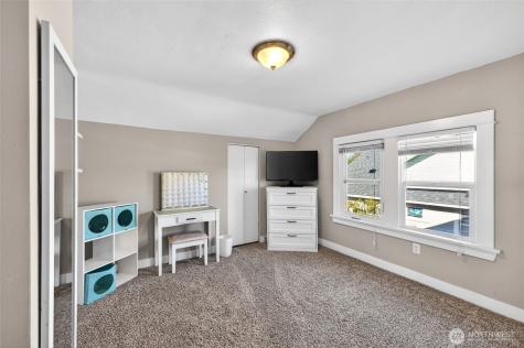 509 S 50th Street Tacoma WA 98408