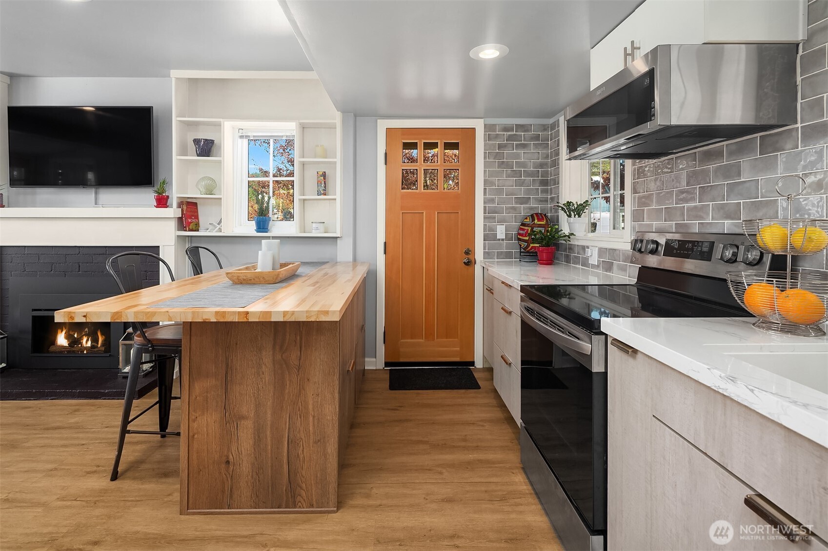 232 N Sunset Drive Camano Island WA 98282