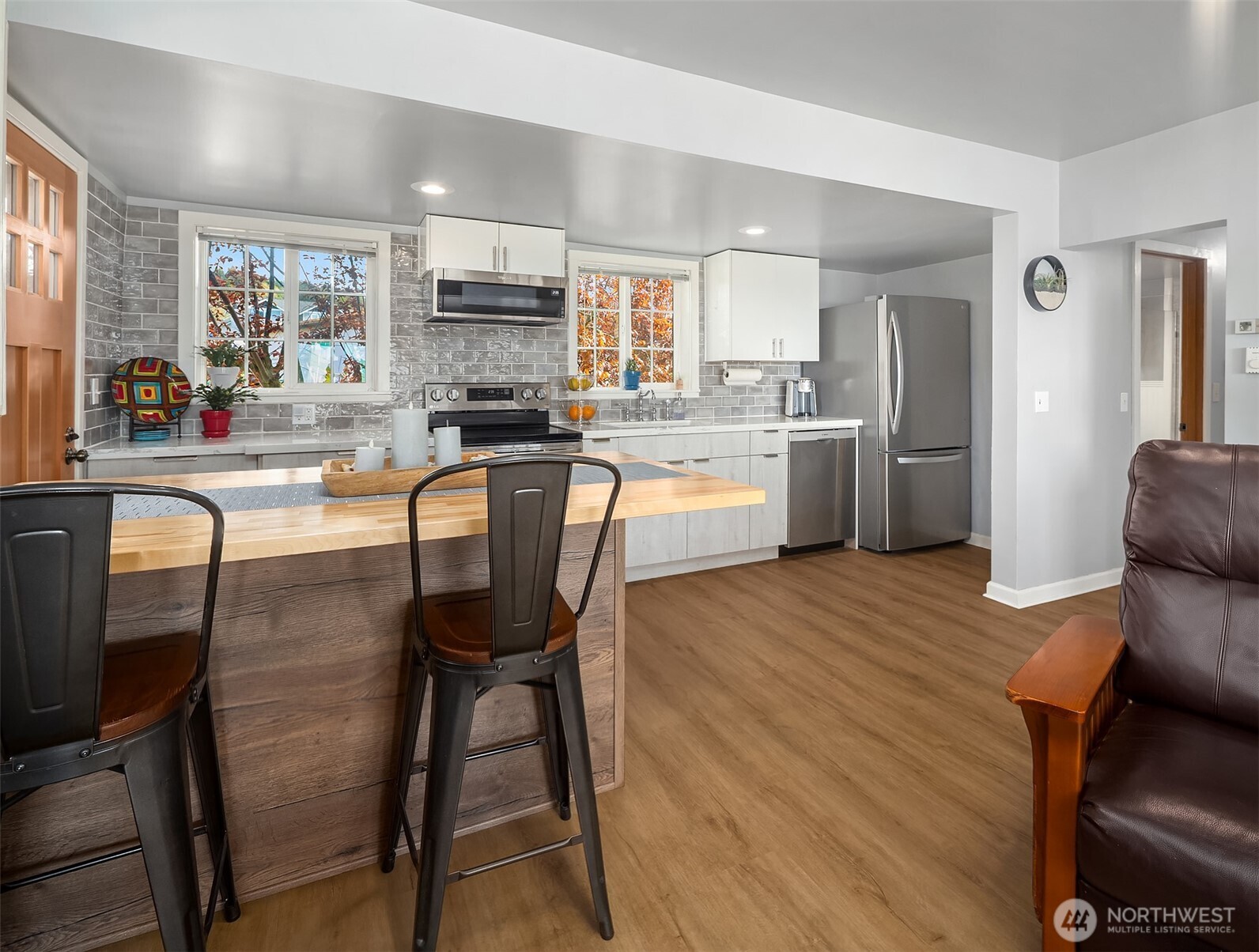232 N Sunset Drive Camano Island WA 98282