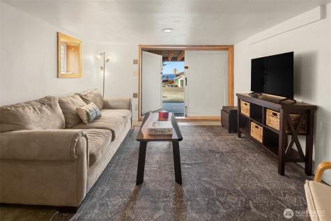 232 N Sunset Drive Camano Island WA 98282