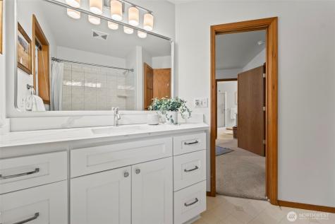 5203 53rd Street W University Place WA 98467