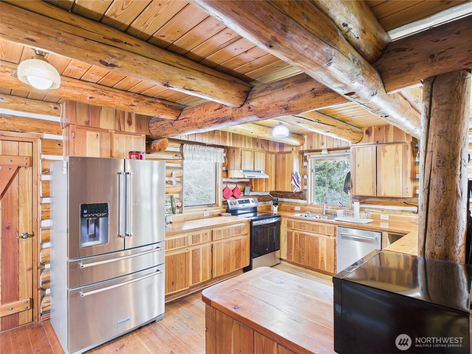 98 Tall Timber Lane Republic WA 99166