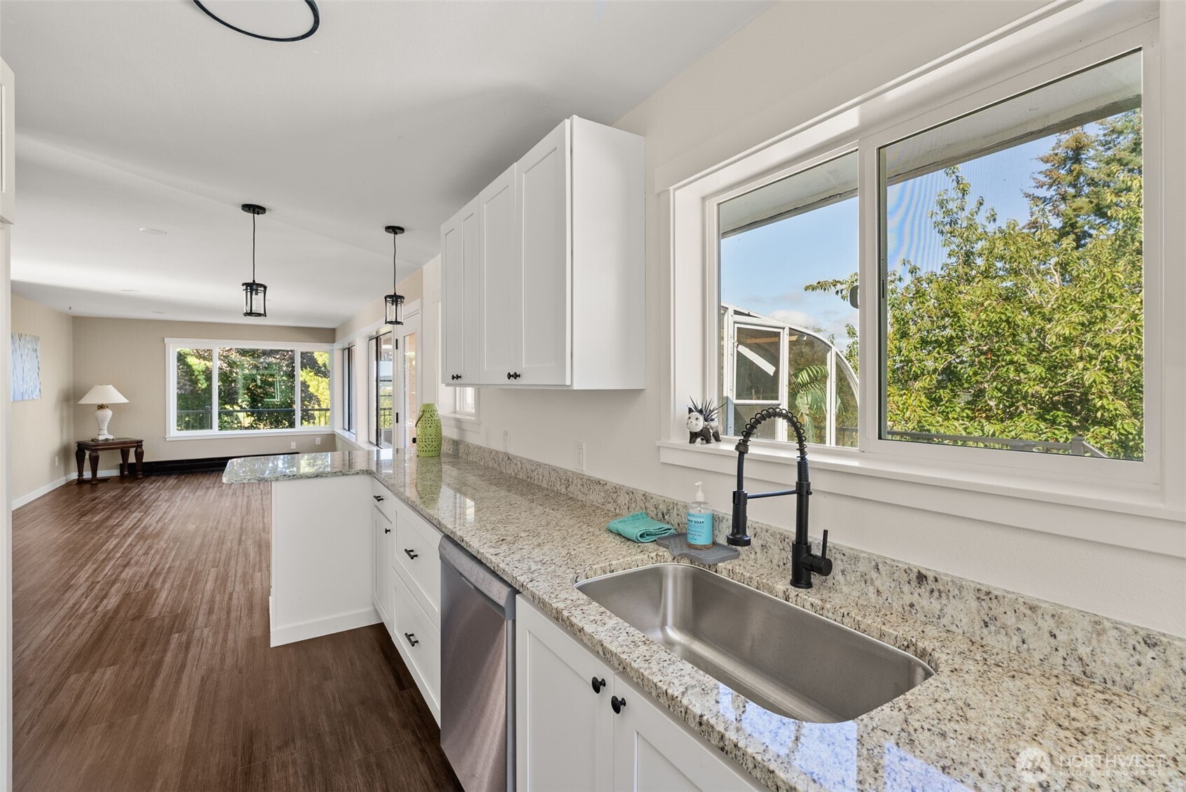 198 Raymond South Bend Road Raymond WA 98577
