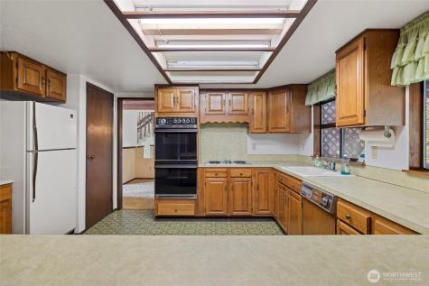 12448 Eagle Drive Burlington WA 98233