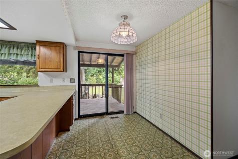 12448 Eagle Drive Burlington WA 98233