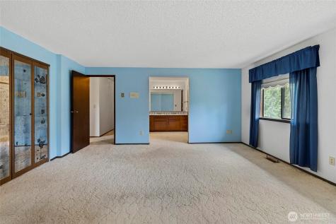 12448 Eagle Drive Burlington WA 98233