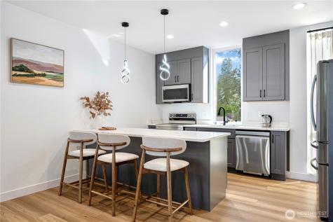 8522 23rd Avenue NE Seattle WA 98115
