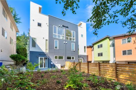 8522 23rd Avenue NE Seattle WA 98115