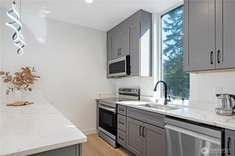 8522 23rd Avenue NE Seattle WA 98115