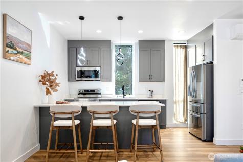 8522 23rd Avenue NE Seattle WA 98115