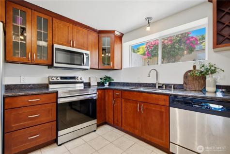 8220 S 120th Street Seattle WA 98178