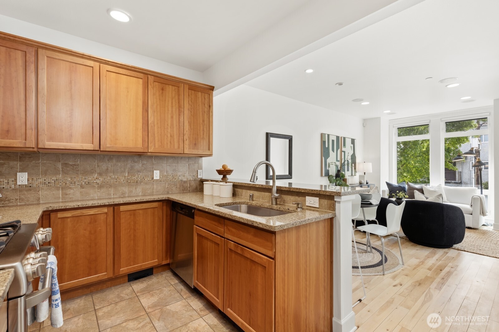 4208 Linden Avenue N Seattle WA 98103