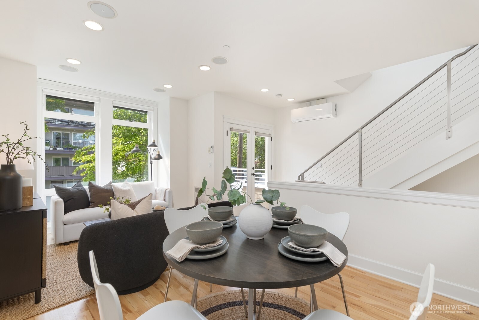 4208 Linden Avenue N Seattle WA 98103
