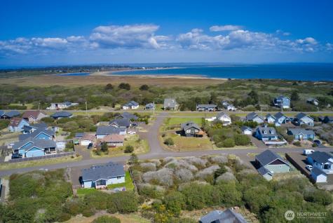 1269 Storm King Avenue SW Ocean Shores WA 98569