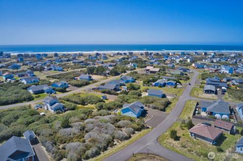 1269 Storm King Avenue SW Ocean Shores WA 98569
