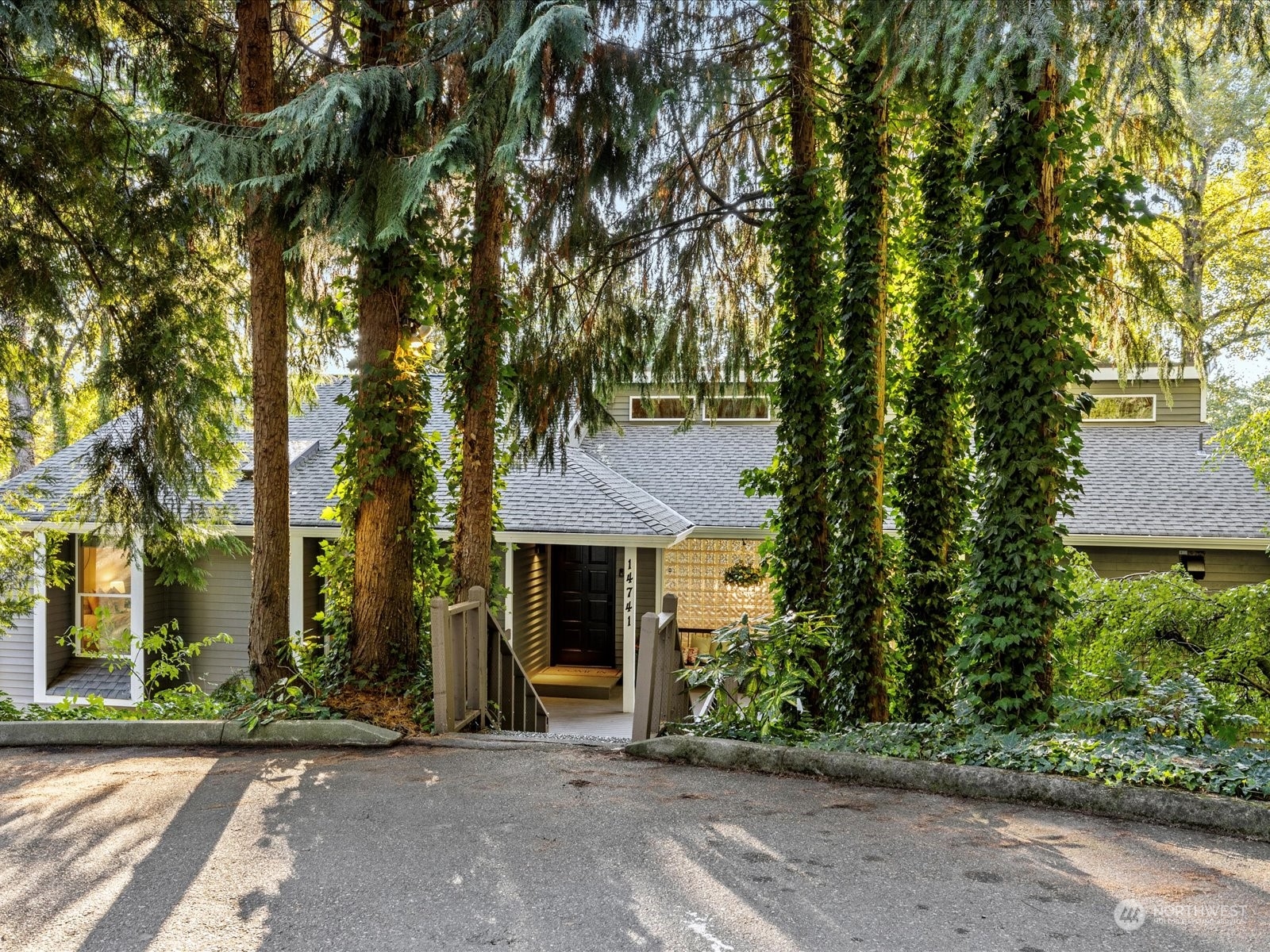 14741 149th Avenue NE Woodinville WA 98072
