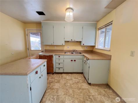 728 Sunrise Drive Omak WA 98841