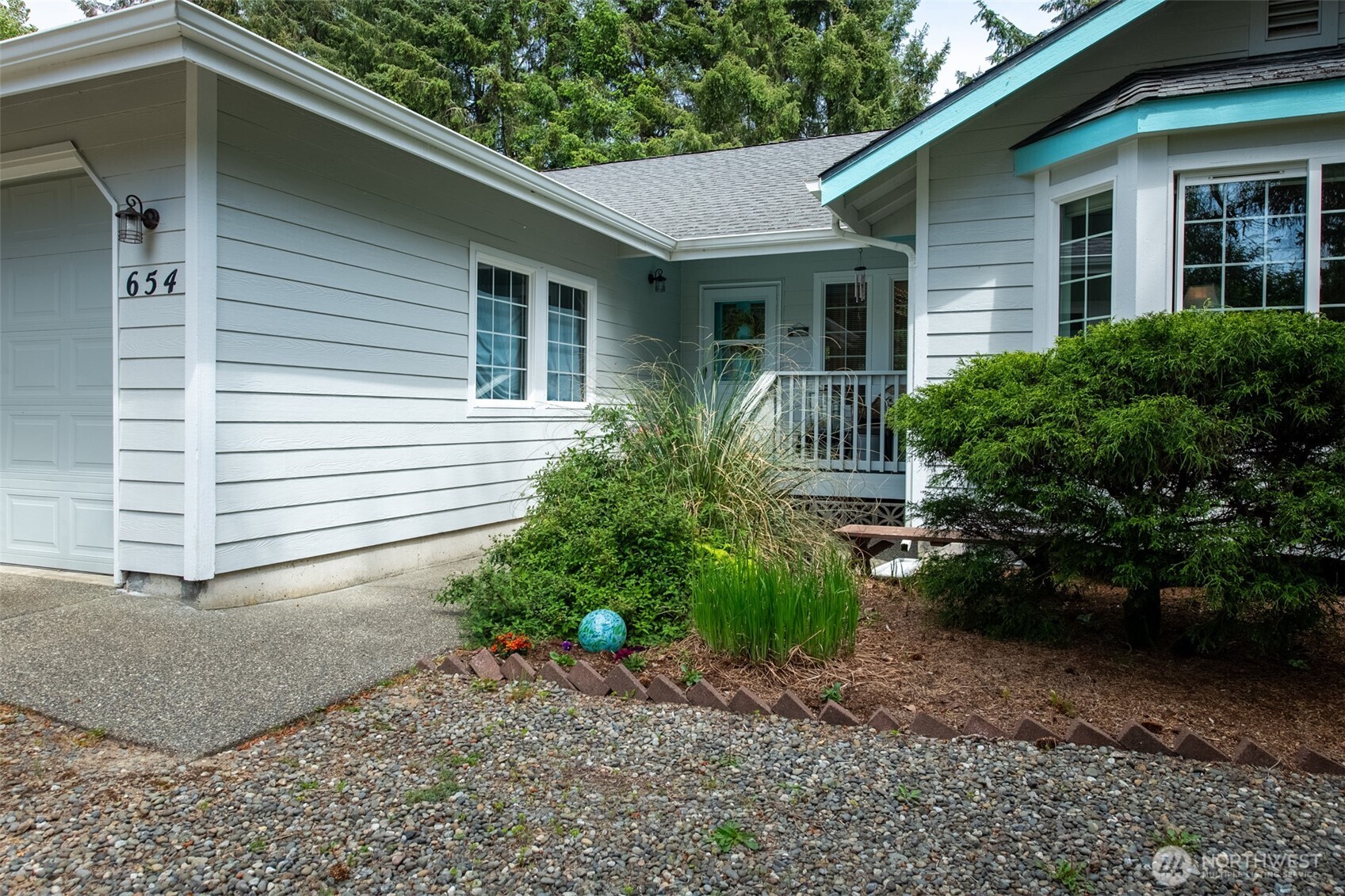 654 Woodland Loop NE Ocean Shores WA 98569