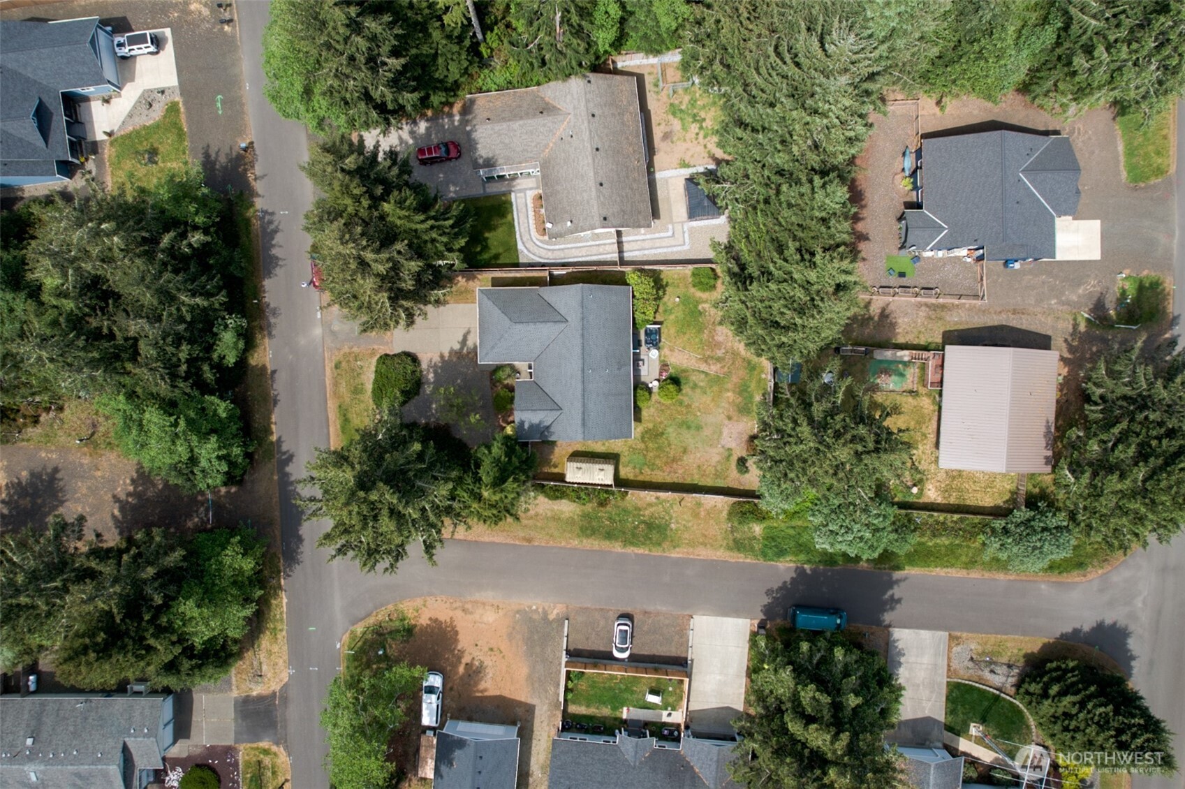 654 Woodland Loop NE Ocean Shores WA 98569