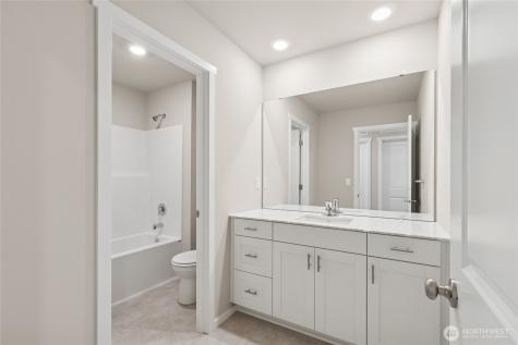 10804 188th Street E Puyallup WA 98374