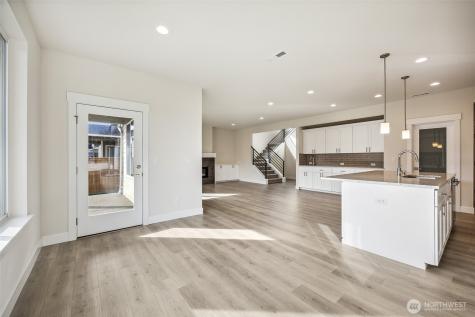 5846 229th Avenue E Buckley WA 98321