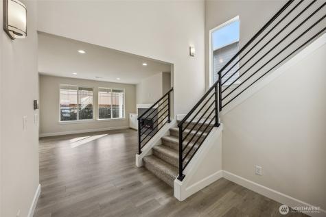 5846 229th Avenue E Buckley WA 98321