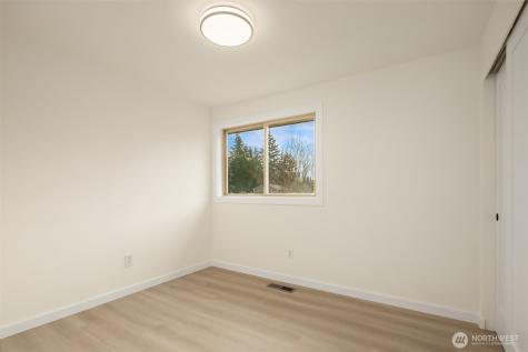 727 198th Place SE Bothell WA 98012