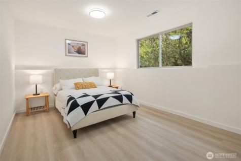 727 198th Place SE Bothell WA 98012