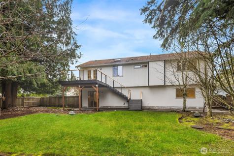 727 198th Place SE Bothell WA 98012