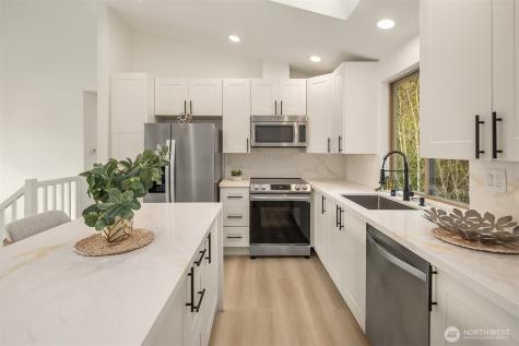 727 198th Place SE Bothell WA 98012