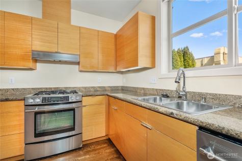 738 N 185th Street Shoreline WA 98133