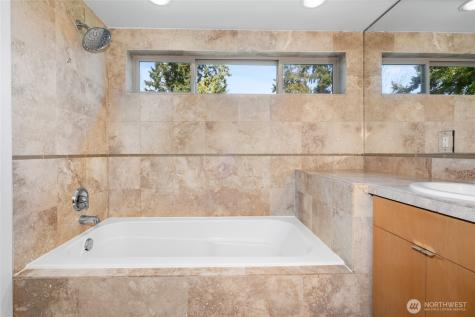 738 N 185th Street Shoreline WA 98133