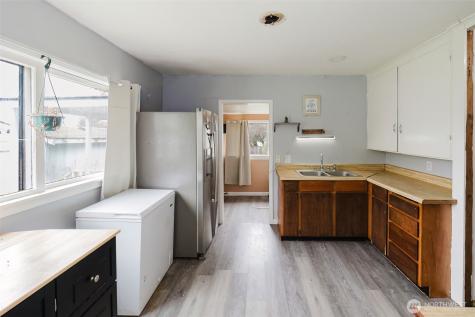 114 Kendall Street Port Orchard WA 98366