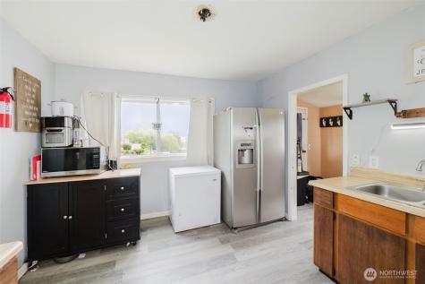 114 Kendall Street Port Orchard WA 98366