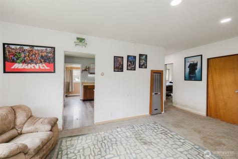 114 Kendall Street Port Orchard WA 98366