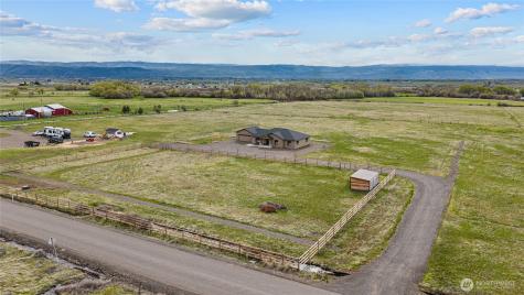3420 Schnebly Road Ellensburg WA 98926
