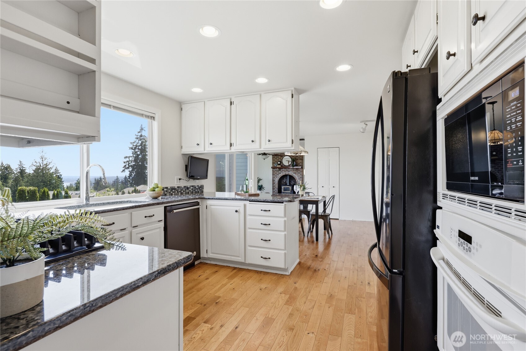 7966 Emery Boulevard NW Silverdale WA 98383