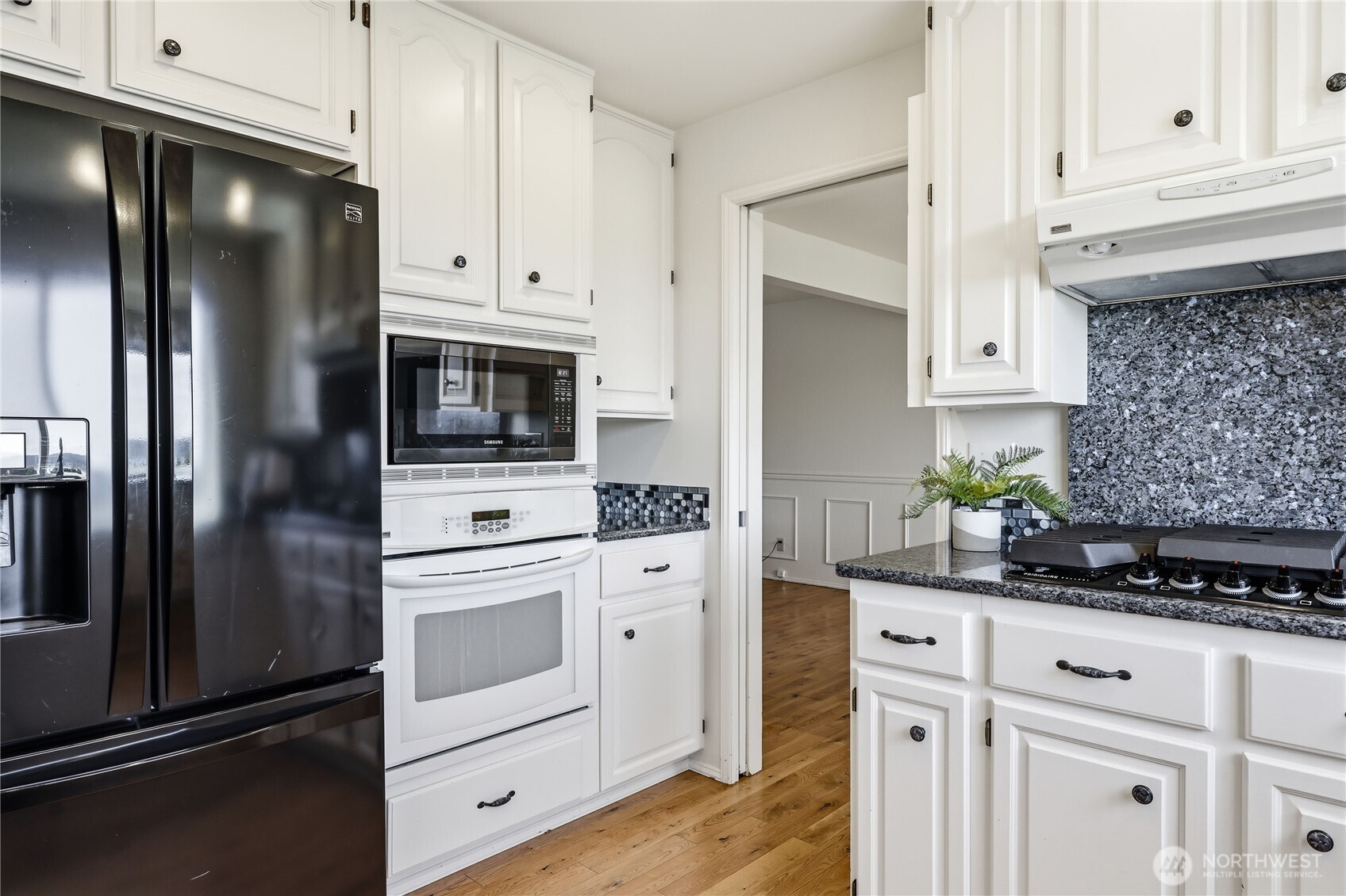 7966 Emery Boulevard NW Silverdale WA 98383