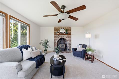 7966 Emery Boulevard NW Silverdale WA 98383