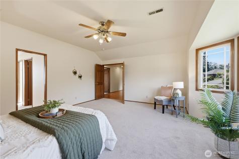 7966 Emery Boulevard NW Silverdale WA 98383