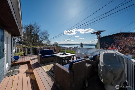 8451 40th Avenue SW Seattle WA 98136