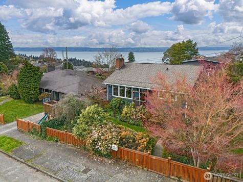 8451 40th Avenue SW Seattle WA 98136