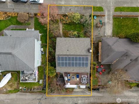 8451 40th Avenue SW Seattle WA 98136