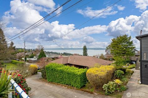 8451 40th Avenue SW Seattle WA 98136