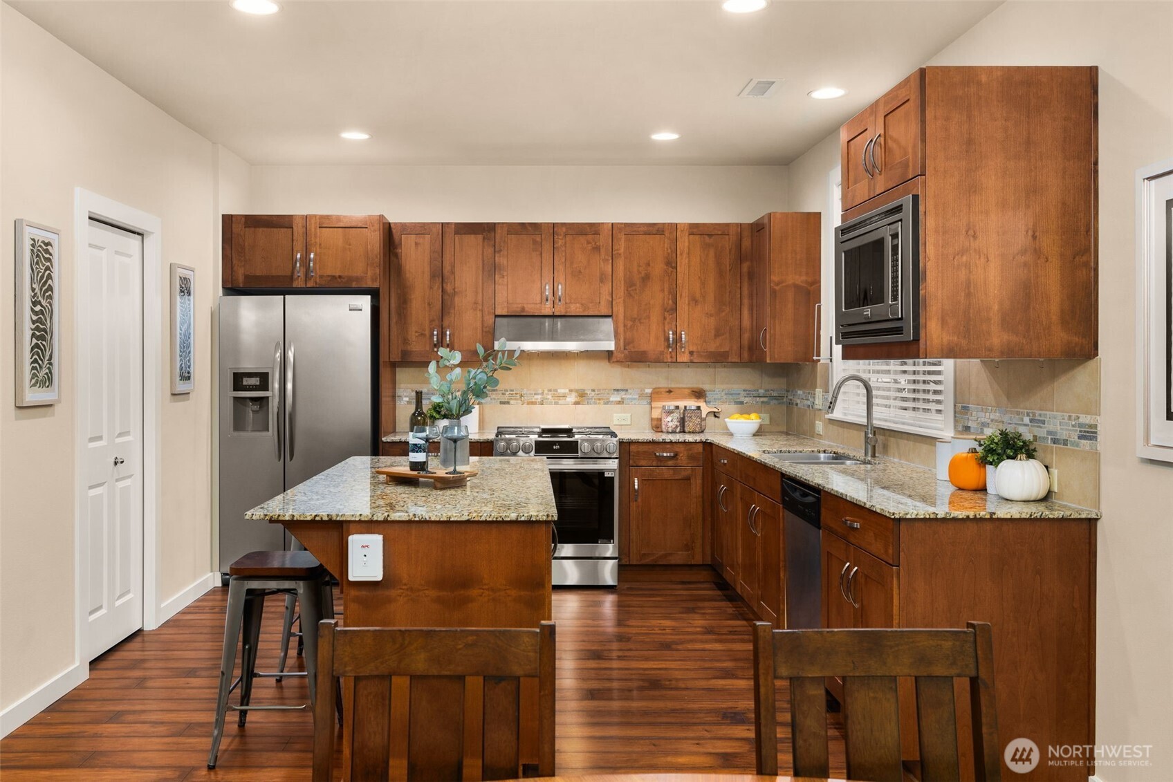 365 NE Denny Way Issaquah WA 98029