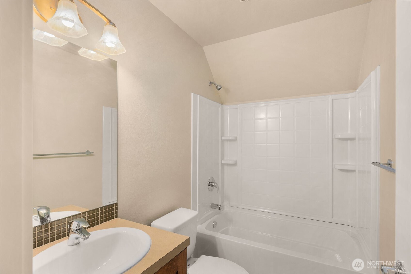 365 NE Denny Way Issaquah WA 98029